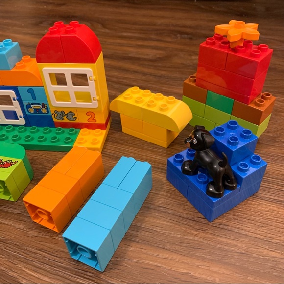 Duplo 10572 All in One Box of Fun - Picture 6 of 7